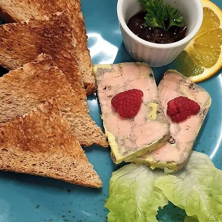 Restaurant Le Gout Des Hotes Hotel *